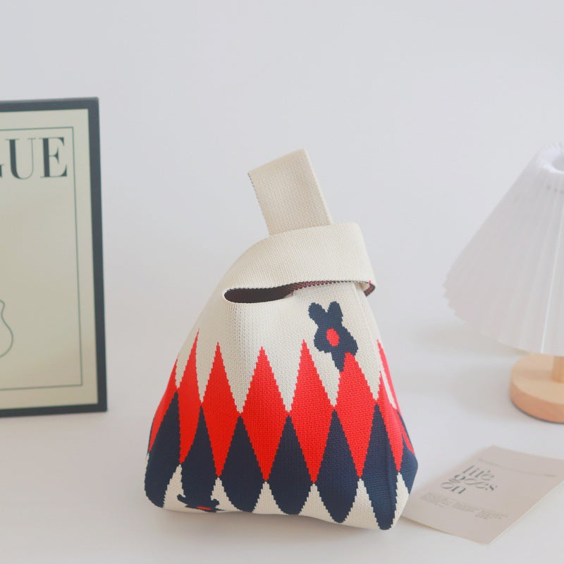 Women's handbags, knitted bags, tote bags, bucket bags, woven bags, women's bags, vest bags, simple bags, souvenirs