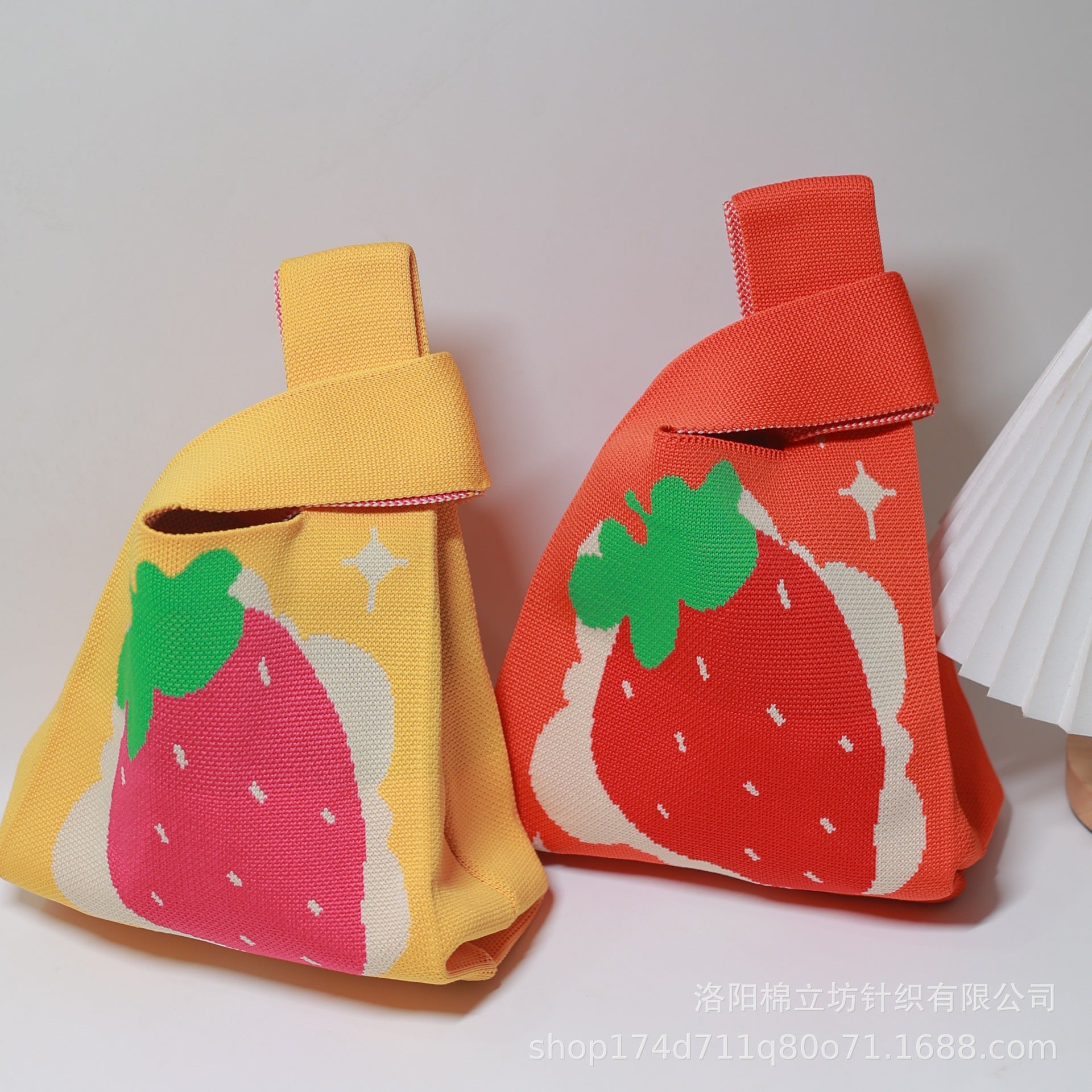 Japanese and Korean style crossbody bag, handbag, knitted wool bucket bag, casual tote bag, lunch bag, woven women's bag